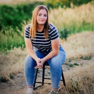 Meet your Posher, Ali